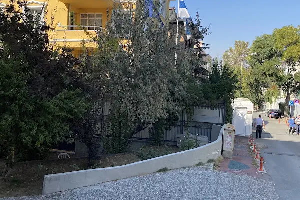 Finlandiya Büyükelçiliği
