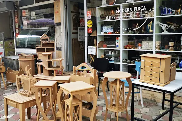 Sevgi Yolu Otobüs Durağı