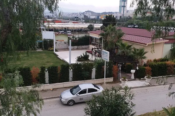 Gizli Dünya Kır Düğün Salonu