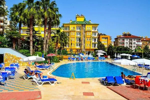 Riviera Hotel & Spa