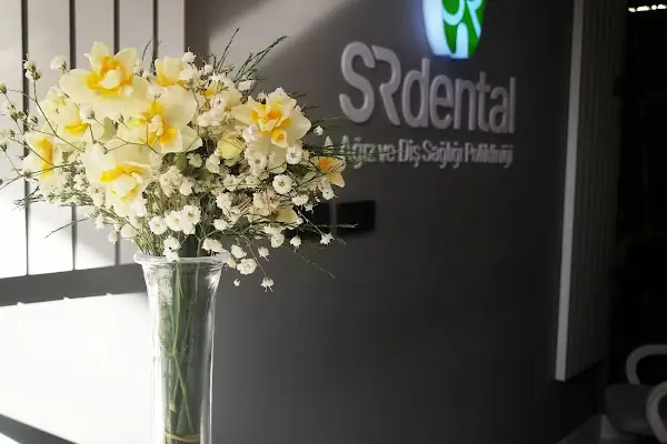 Özel SR Dental Ağız ve Diş Sağlığı Polikliniği