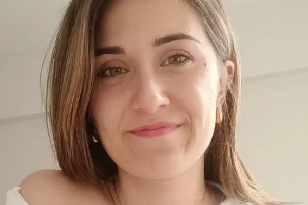 Psikolog Ceren Şimşek