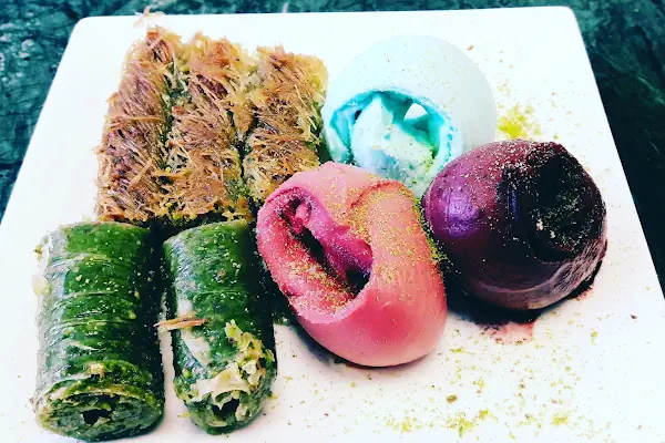 Sini Baklava