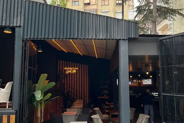 TreeHouse Coffee Shop