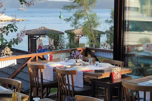 Bistro Marina Neyzar