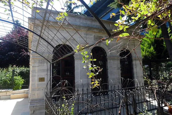 Abdülvedüd Sultan Türbesi