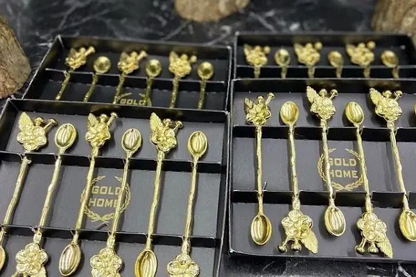 HERSEY BURDA UCUZLUK PAZARI